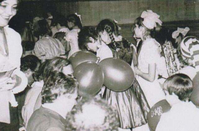 Klaipėdos akvarelės: namai ir žmonės (556)