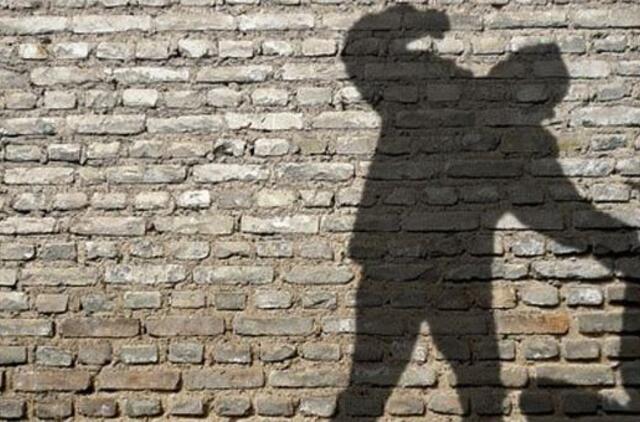 Buvęs milicininkas nuteistas kalėti iki gyvos galvos už 60 žmonių nužudymą