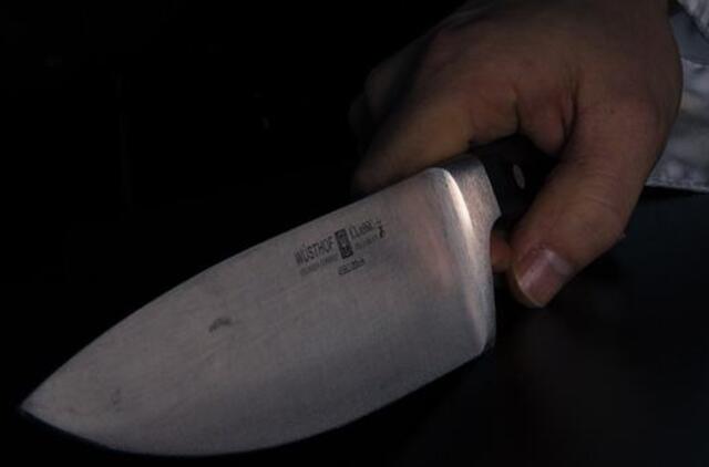 Klaipėdoje peiliu vyrui sužalotas inkstas