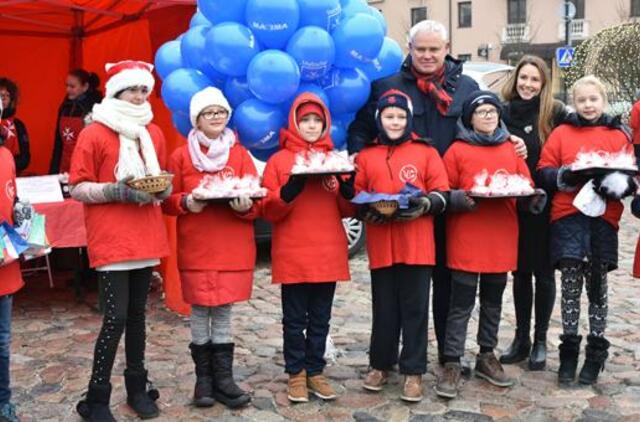 Maltiečiai Teatro aikštėje kvietė gerumo sriubos