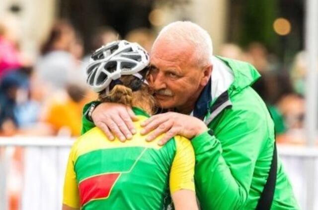 Skandalas dviračių sporte: treneris kaltinimas žiauriu elgesiu