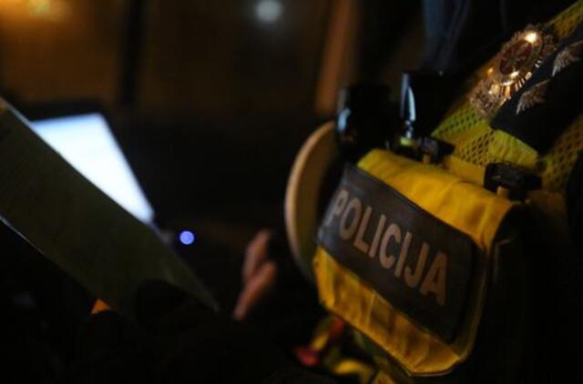 Su automobiliu į atitvarus įvažiavo neblaivus ukrainietis