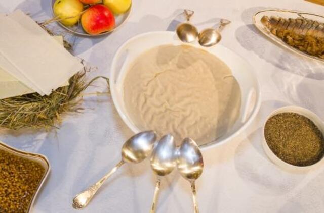 „Tradicinis švenčių stalas“