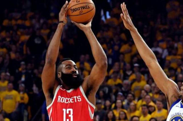 Fantastiškas J. Hardeno pasirodymas nukalė pergalę mūšyje su NBA čempionais