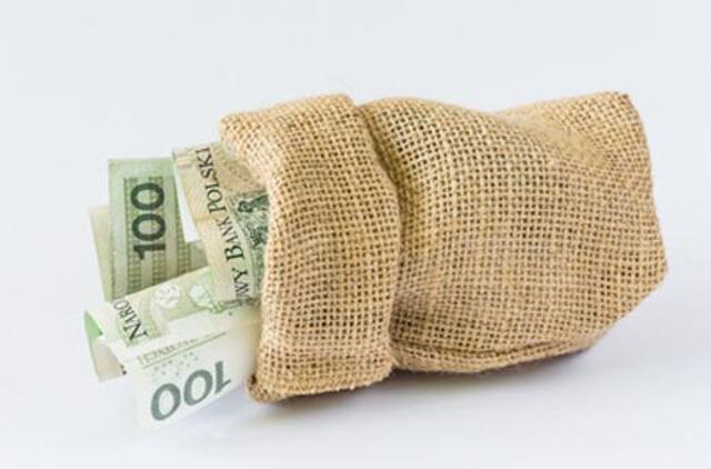 Singapūre sąžiningas krovikas rado didelę pinigų sumą ir grąžino ją savininkui