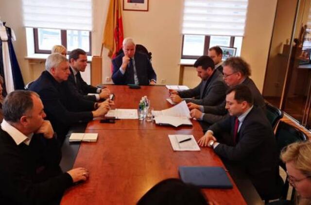 Uosto bendrasis planas bus derinamas pakartotinai