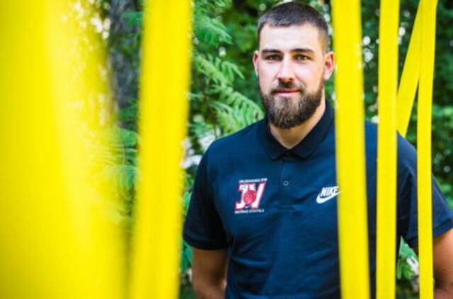 Į Memfį atvykęs J. Valančiūnas: dabar man turėtų patikti džiazas ir barbekiu