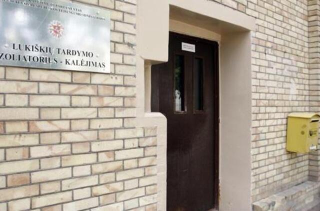 Iš Lukiškių kalėjimo išvežtas 61 nuteistasis