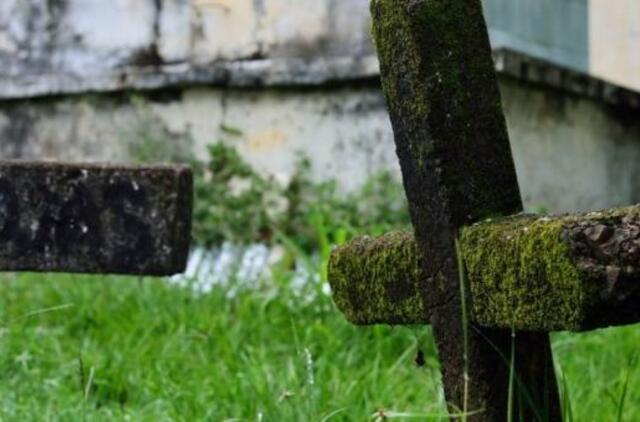 Klaipėda vietų kapinėms žvalgosi rajone