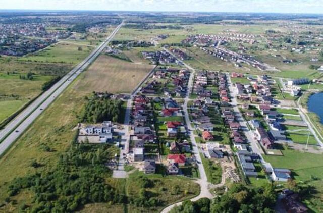 Klaipėdos ir rajono (ne)meilė: už ribos įsikūrę klaipėdiečiai – tarp kūjo ir priekalo