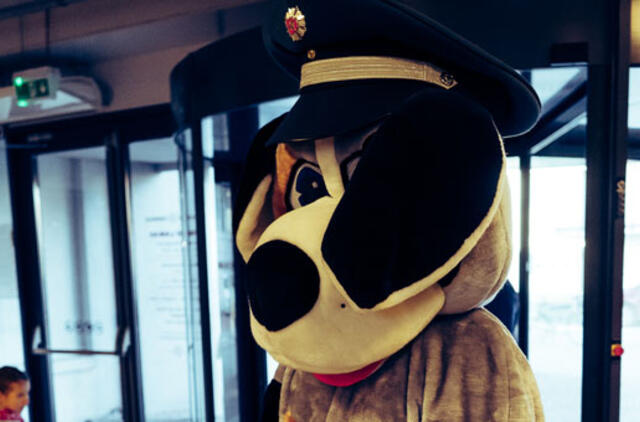 Kvietė vaikus nepamiršti policininko profesijos