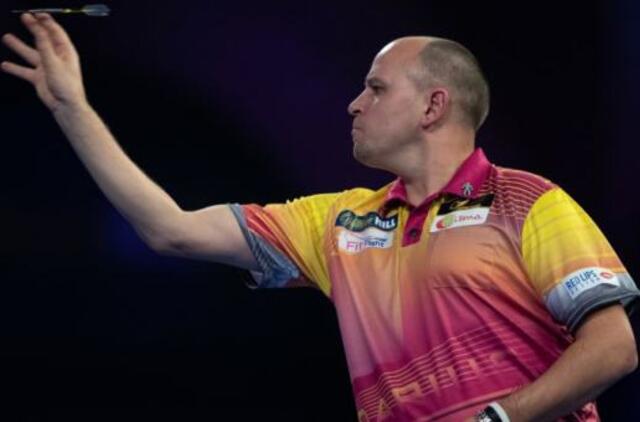 Lietuvis smiginio turnyre nugalėjo pasaulio vicečempioną