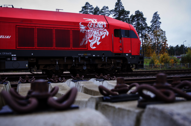 „Lietuvos geležinkeliai“ perka kelius skenuosiantį savaeigį traukinį