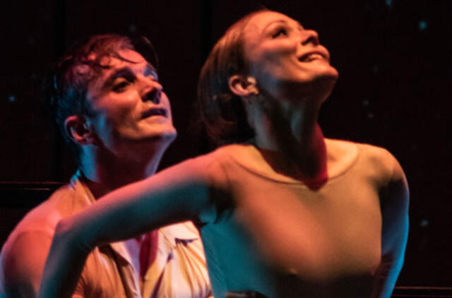 Publikos įvertintas spektaklis "Meilė" žengia į Klaipėdą