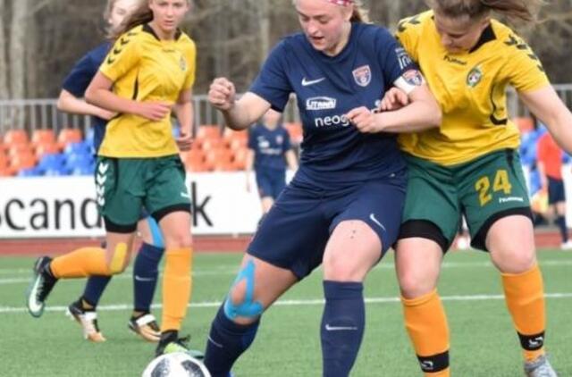 „Bangos“ merginos pradeda futbolo sezoną