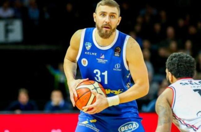 Apie padėką „Neptūnui“ bei ryšį su K. Maksvyčiu