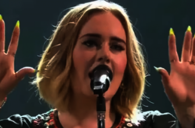 Dainininkė Adele paskelbė apie skyrybas su vyru S. Konecki