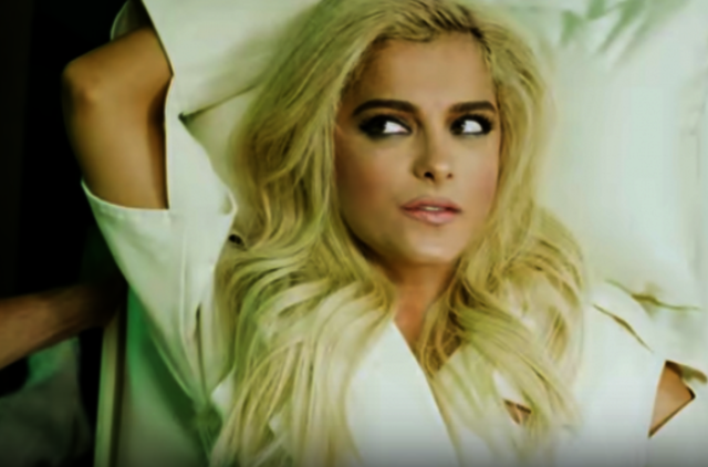 Dainininkė Bebe Rexha atskleidė turinti bipolinį sutrikimą: man dėl to ne gėda