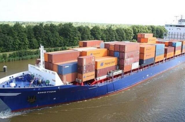 Kaip konteineriai išsilaiko laive?