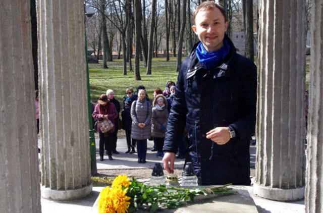 Kviečia į tradicinę „Vynerio arbatėlę“ (programa)