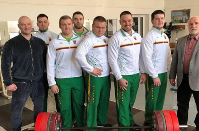 Sunkiaatlečiai kelia sparnus į Gruziją