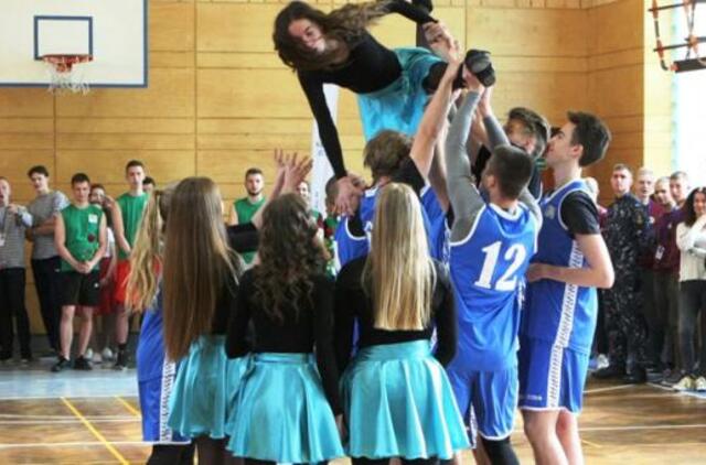 Į Švediją plauks Vytauto Didžiojo gimnazijos komanda