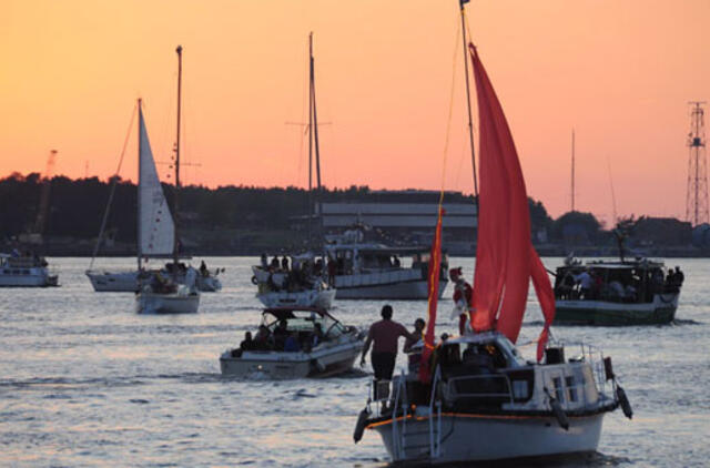 Laivų parado dieną uždainuos net "vabalai"