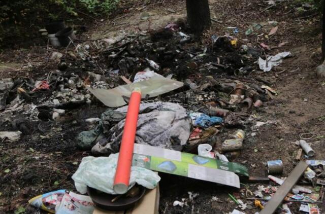 Griaunamas benamių kaimelis