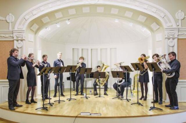 Prasidėjo trečiasis tarptautinis pučiamųjų muzikos festivalis „Amber Wind“