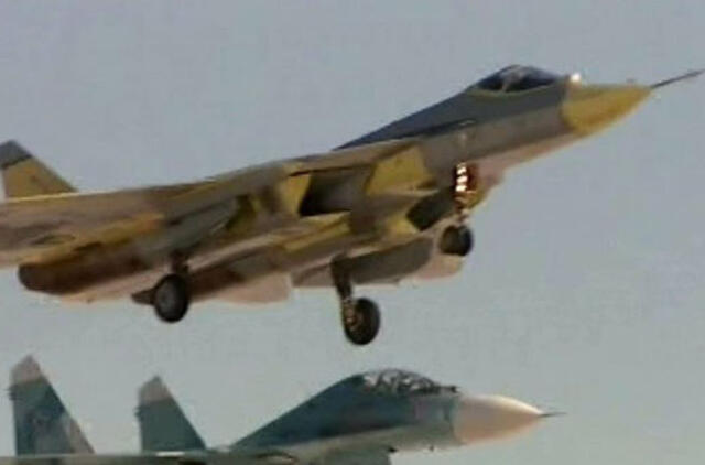 Rusijos lėktuvas pažeidė Estijos oro erdvę