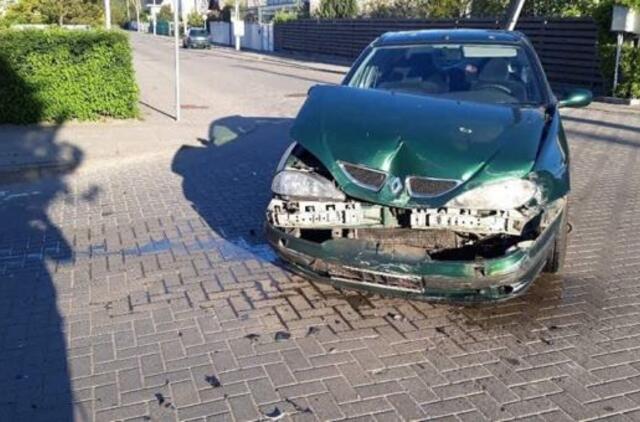 Pirmadienio rytą avarijose sužaloti žmonės