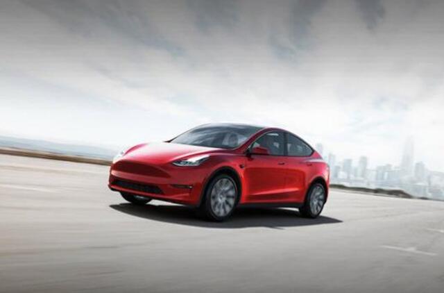 Taip laukiamas „Tesla“ elektromobilis gali tapti galvos skausmu – „Panasonic“ jau dabar mato, kad „Tesla Model Y“ gamyba sukels rimtų problemų