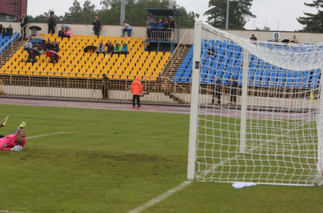 Atvyksti į stadioną, bet varžovai nežaidžia