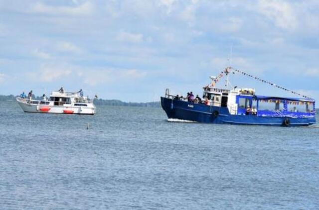 Į Neringą - vandens keliais