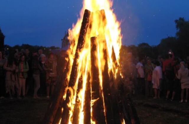 Vakare Joninės uostamiestyje įsišėlo