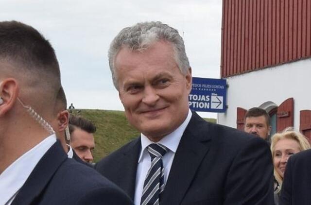 G. Nausėda lankėsi Klaipėdoje: po praeivio prašymo įsikišo net apsauga