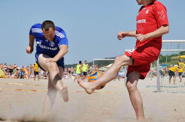 Šeštadienį - šventė paplūdimio futbolo mėgėjams