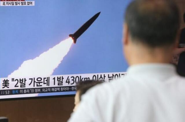 JAV ir Pietų Korėja, reaguodamos į Pchenjano raketos bandymą, pačios paleido raketas