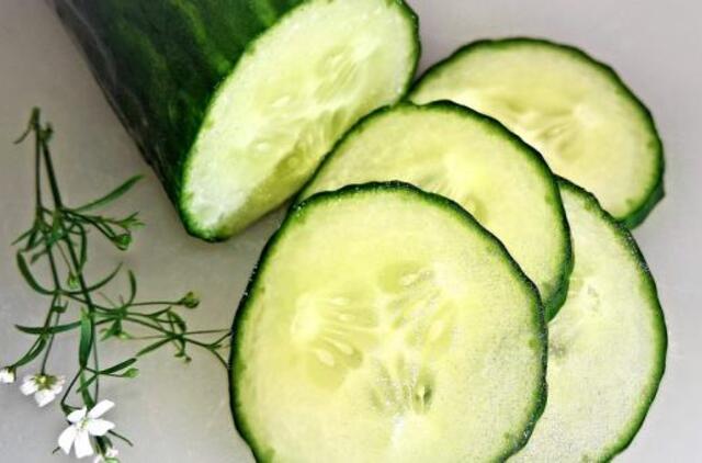 Žaliasis daržo karalius – agurkas: suteikia ir atgaivą, ir naudą organizmui