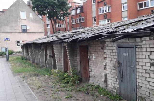 Apleistų sandėliukų mieste - vis mažiau