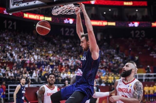 Čempionatas prasidėjo serbų ir lenkų pergalėmis