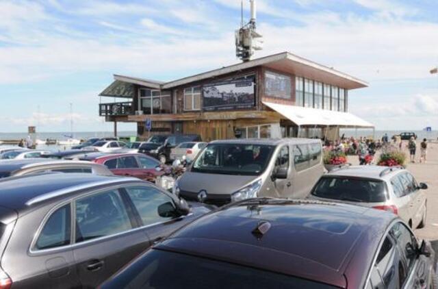 Didesnė rinkliava nepadėjo atsiginti nuo automobilių