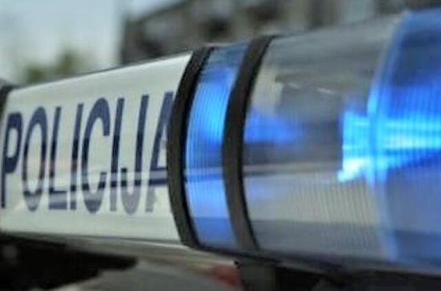 Pats atidavė popierinį lankstinuką su marihuana