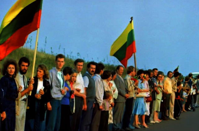Vienas iš Baltijos kelio organizatorių Arvydas Juozaitis: Tai buvo Lietuvos žvaigždžių valanda