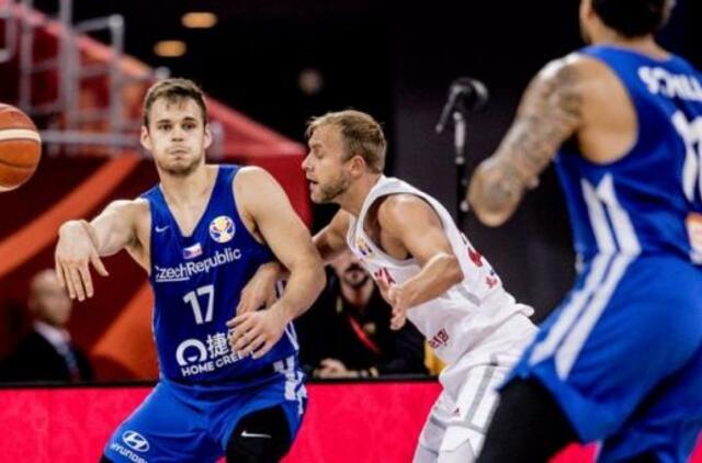 Čekijos krepšininkai pasaulio čempionate įveikė lenkus
