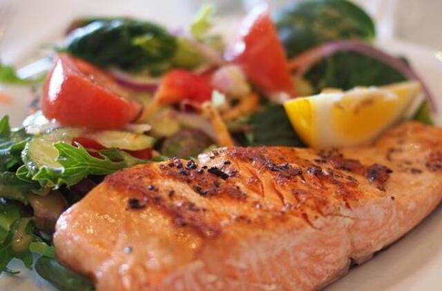 Daržovių ir vaisių deriniai su mėsa ir žuvimi sveikai ir subalansuotai mitybai