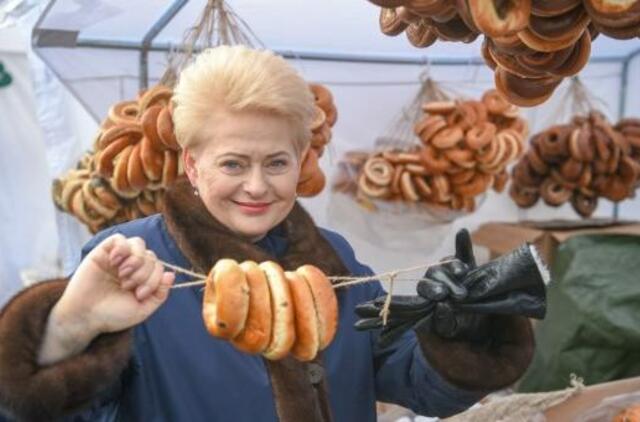 D.Grybauskaitė kalbės už maistą ir nakvynę