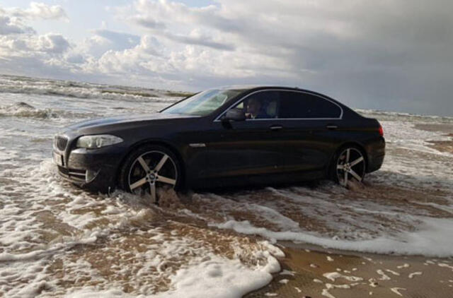 Emigrantas, su BMW įvažiavęs į jūrą, paaiškino savo poelgį