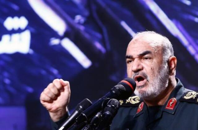 Iranas įspėjo „sunaikinsiąs agresorius“