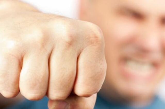 Konflikto su kavinės apsaugos  darbuotoju metu apgadintas inventorius